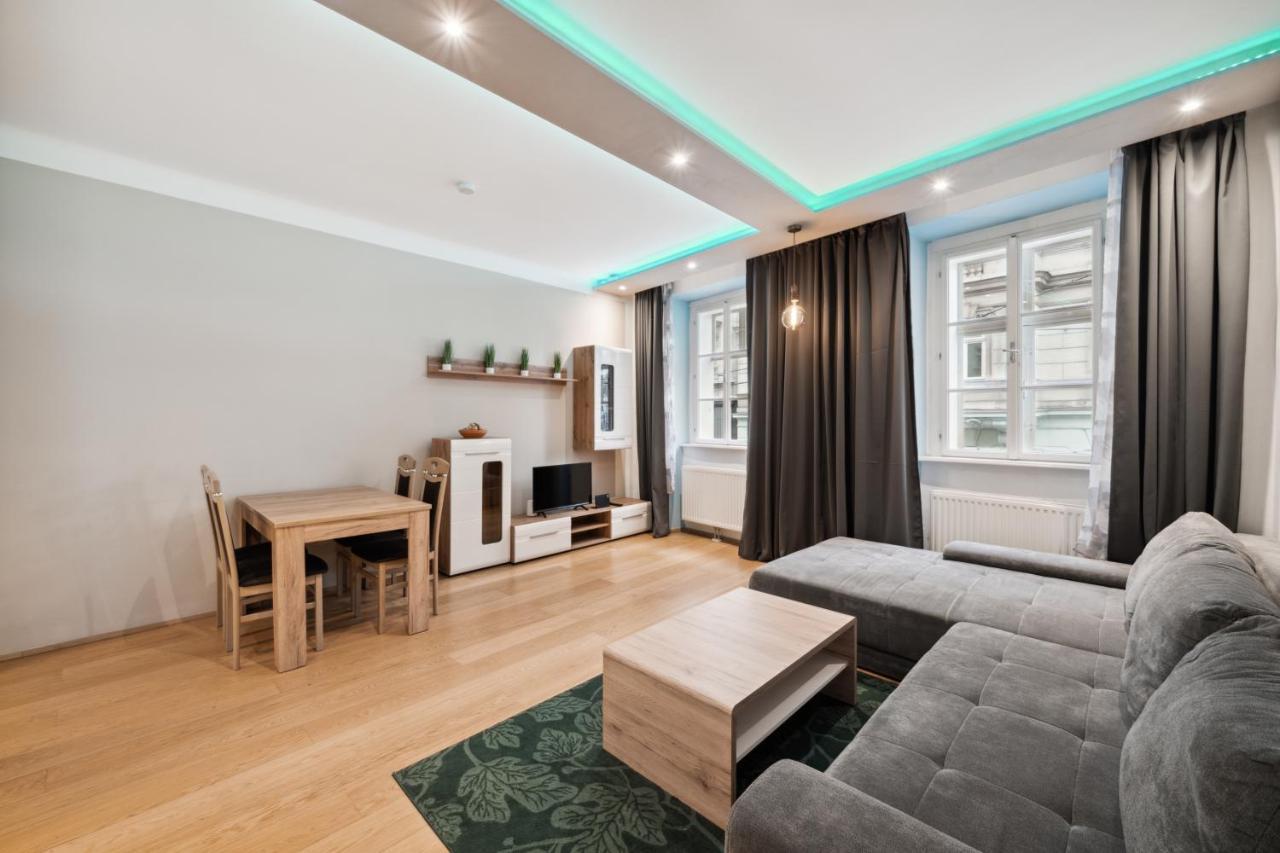 Florian'S Apartments In Mariahilf Vienna Exterior photo